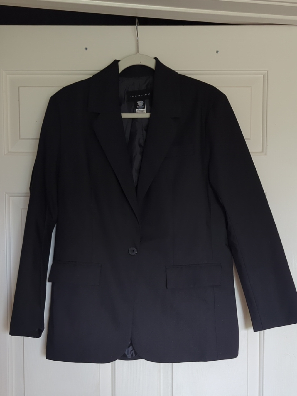 Black Women’s Single-Button Blazer Jacket
